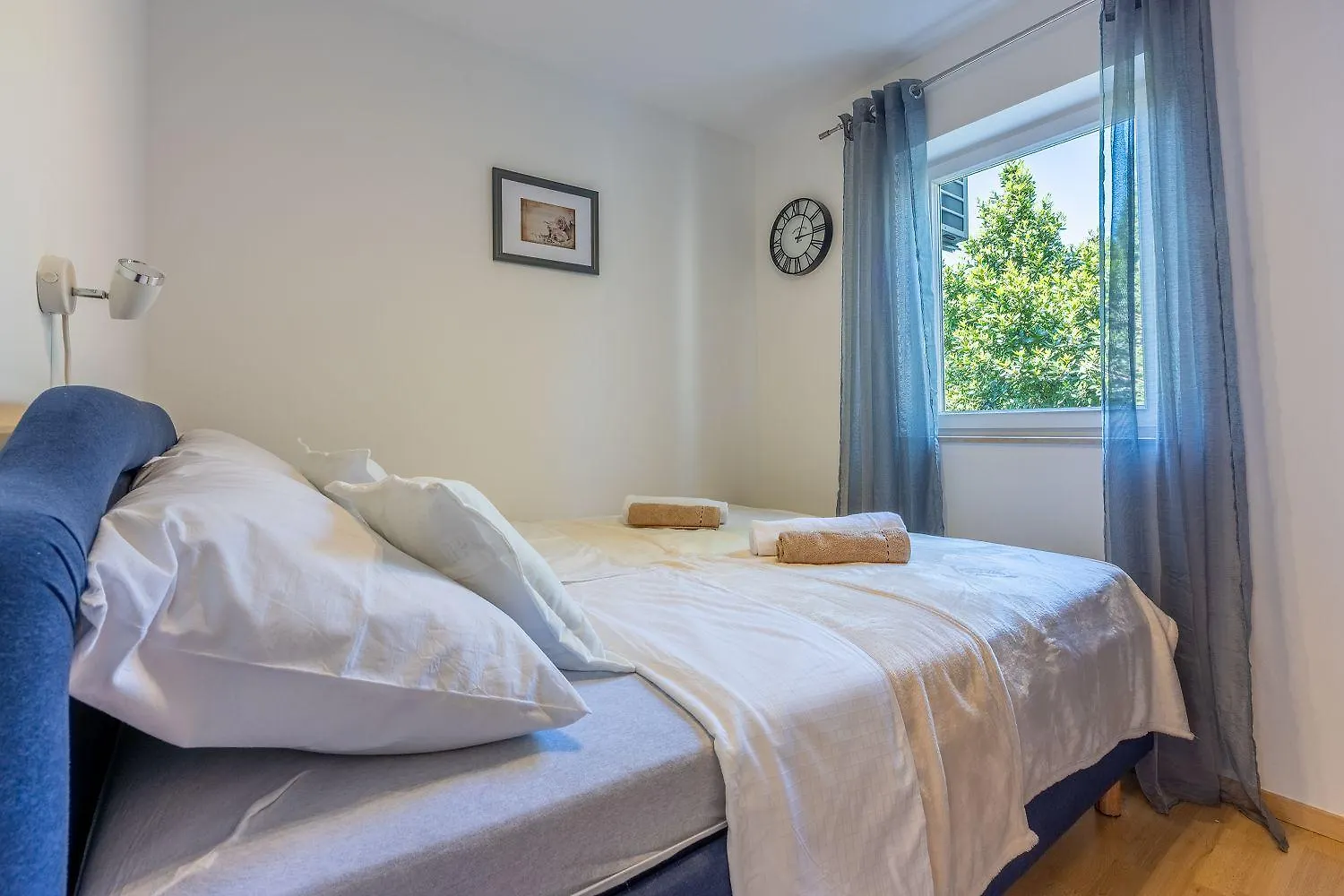 Traumhaftes Apartment Direkt Am Meer Mit Privatem Balkon, Meerblick, Waschmaschine, Klima Selce Croatia