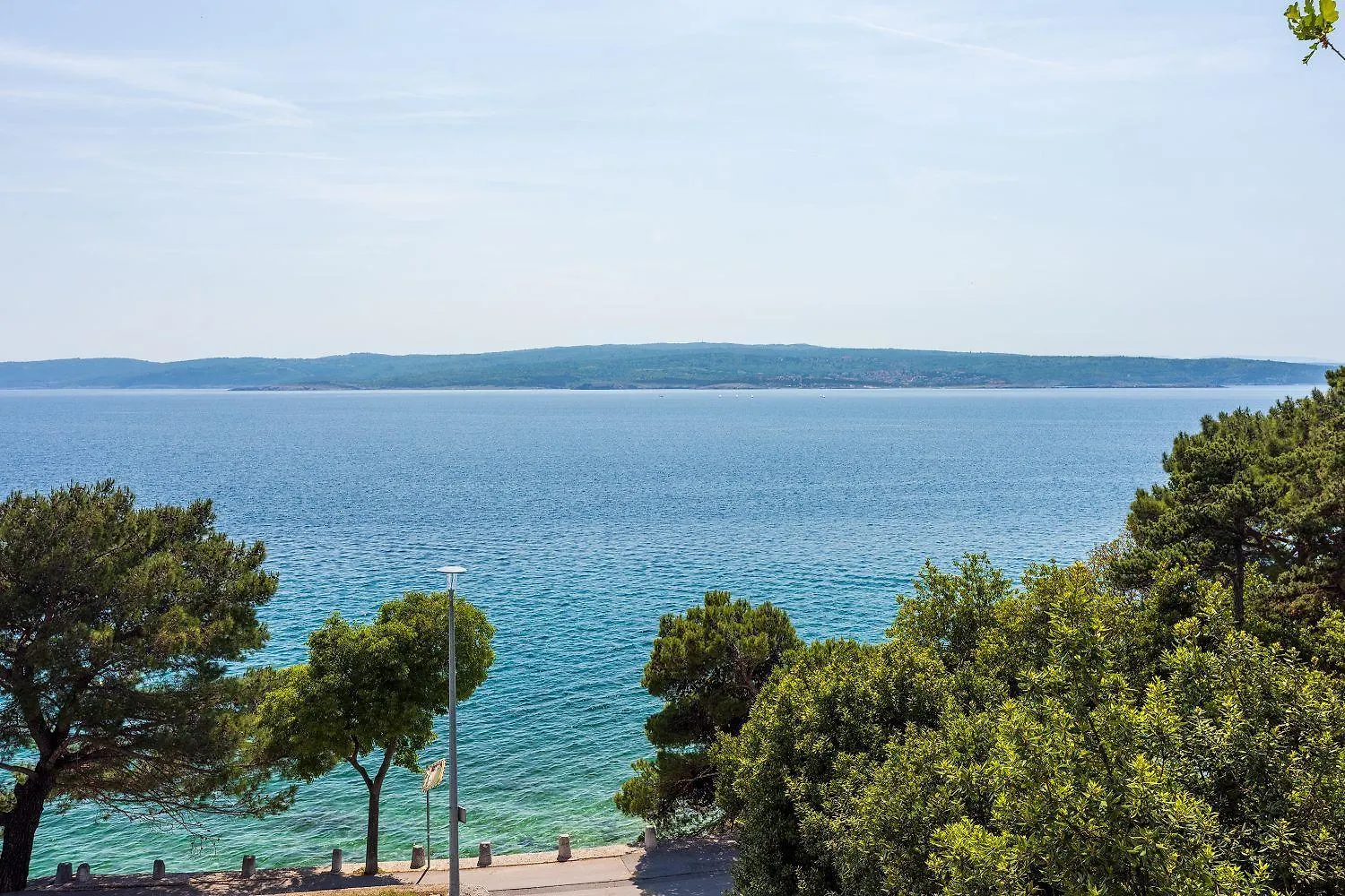 Traumhaftes Apartment Direkt Am Meer Mit Privatem Balkon, Meerblick, Waschmaschine, Klima Selce 0*,
